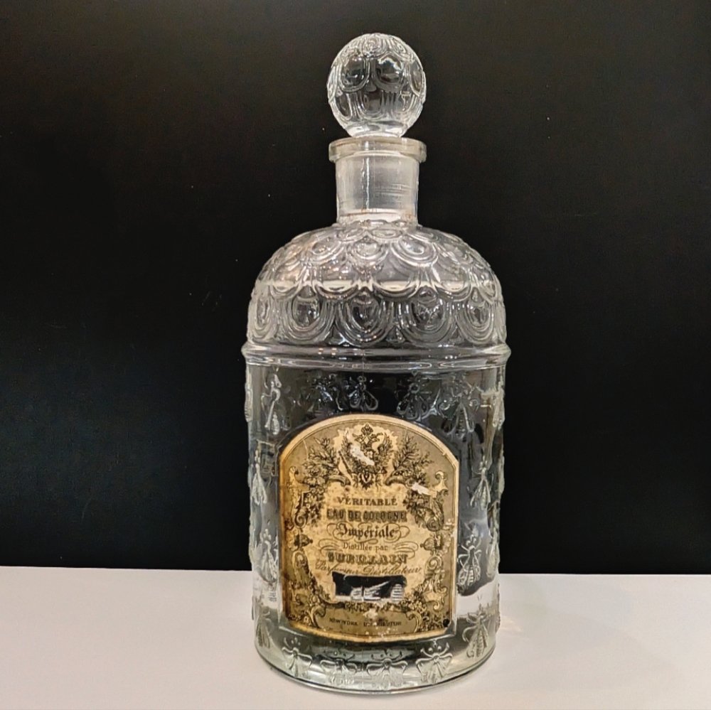 Vintage Oversized Guerlain Veritable Eau De Cologne Imperiale 10 QT Bee Bottle